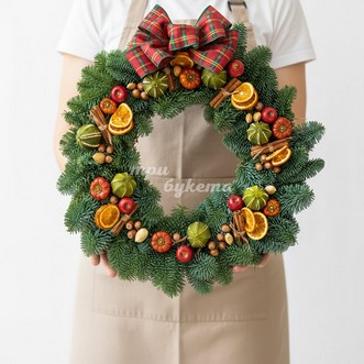 Рождественский венок с цитрусами