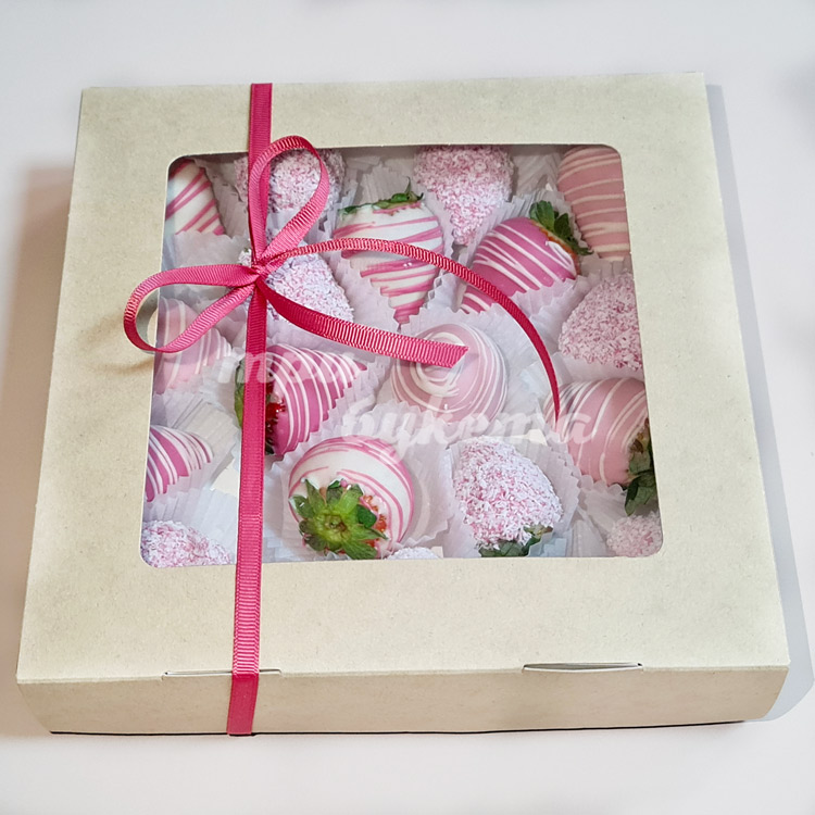 Набор из 20 клубник в шоколаде (в закрытой коробке)