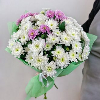 Букет из 15 кустовых хризантем